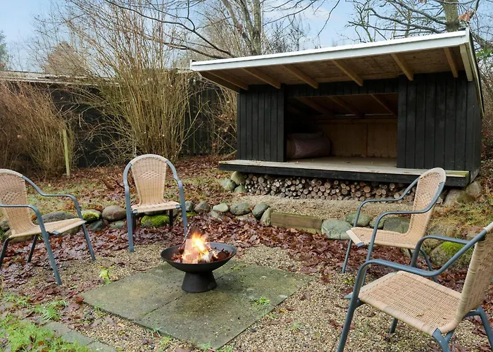 3 Bedroom Cozy In Casa de Férias *